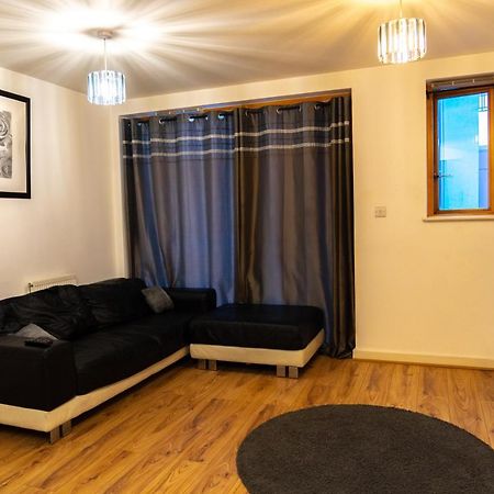 Lovely 1-Bed Apartment In Hackney Λονδίνο Εξωτερικό φωτογραφία